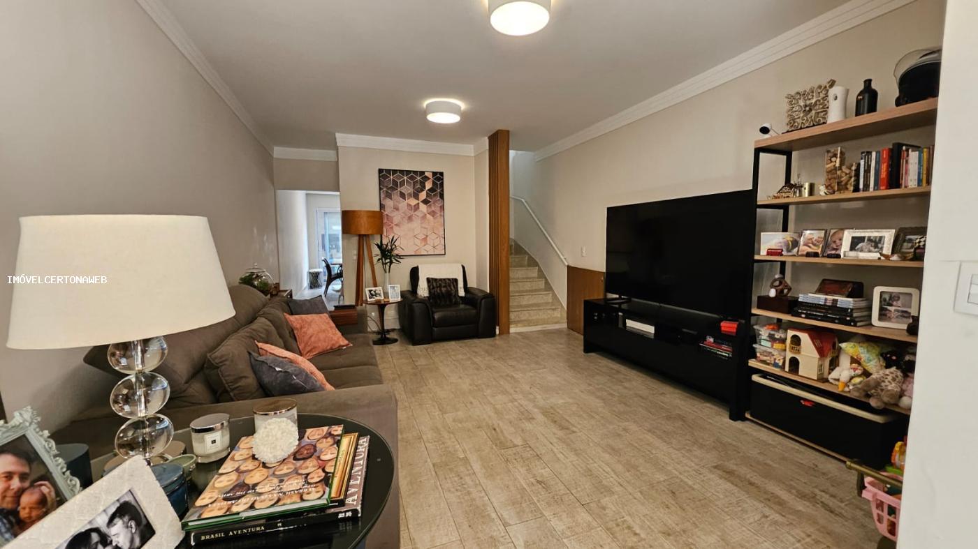 Casa à venda com 3 quartos, 154m² - Foto 19