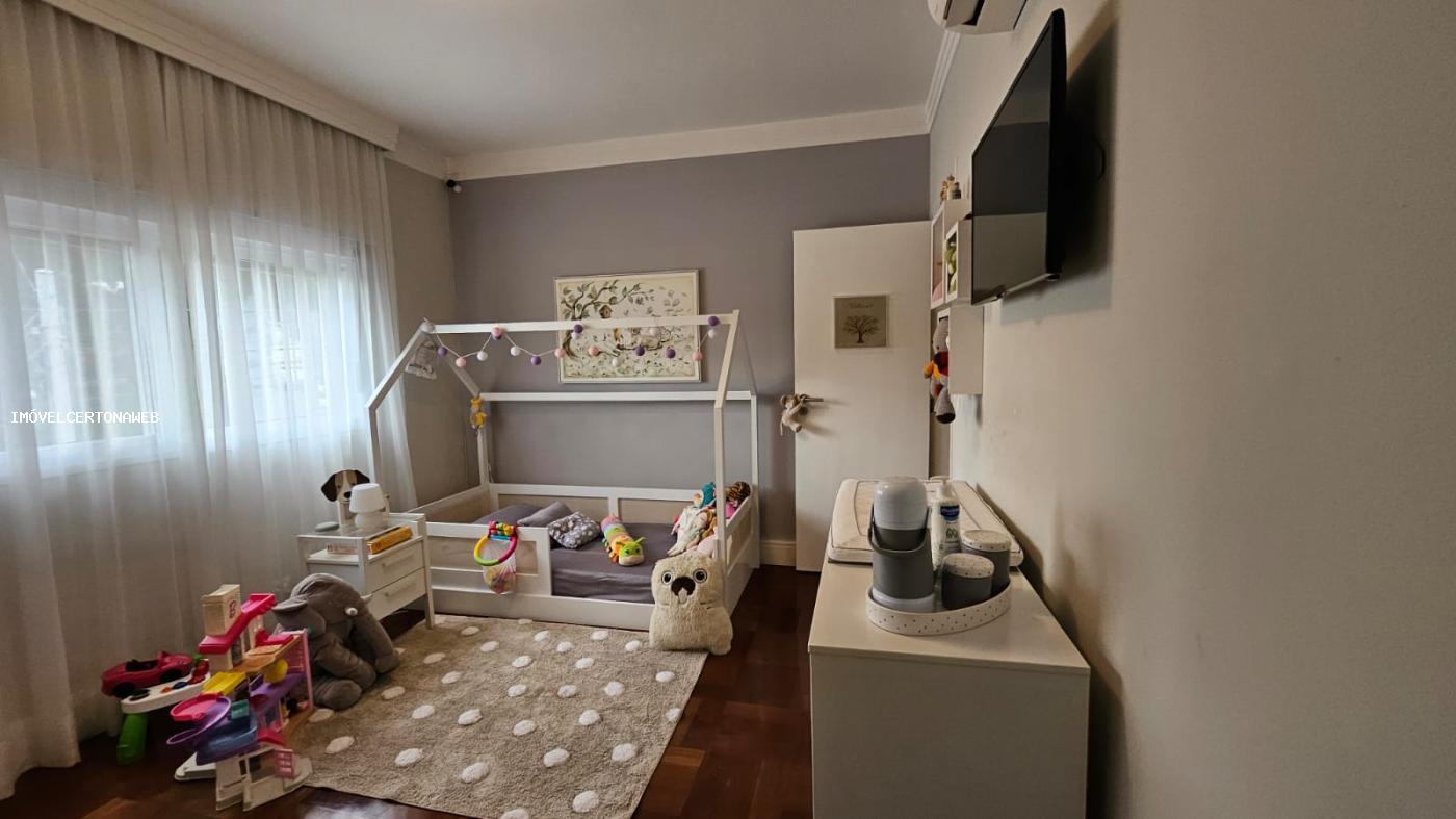 Casa à venda com 3 quartos, 154m² - Foto 32